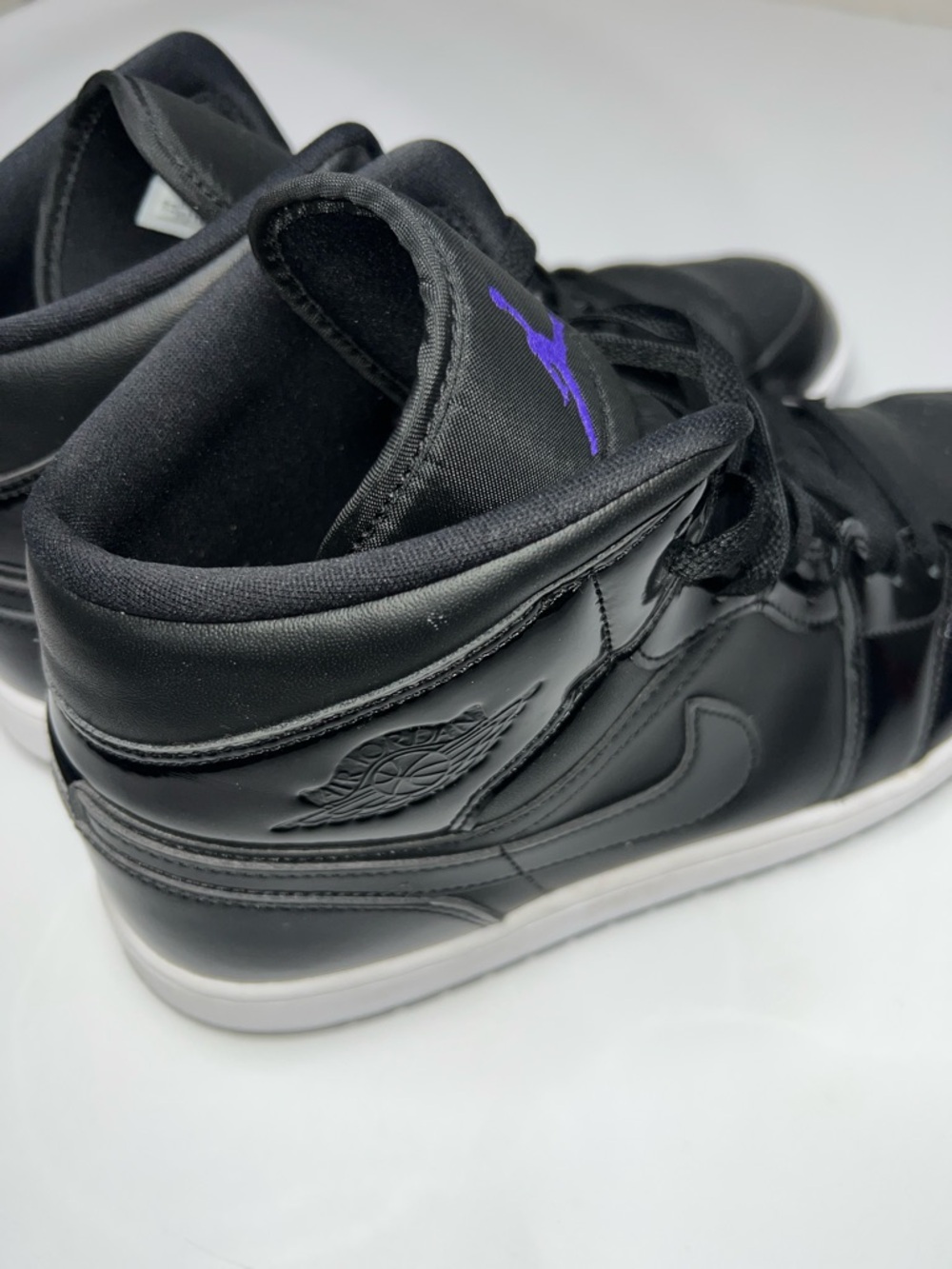 Air Jordan 1 Mid Black Patent Leather Sneakers  Men's size 13 - Picture 3 of 10